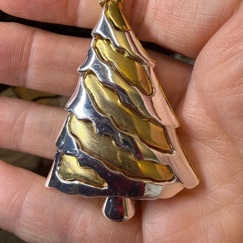 Vintage Christmas Tree Brooch Signed